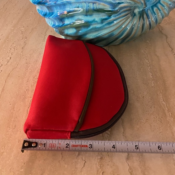 LAST CHANCE Red and Brown Cosmetic Bag - Picture 4 of 4